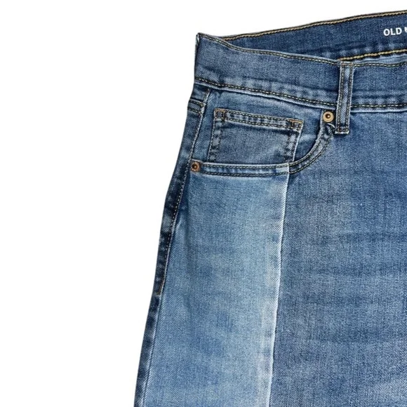 OLD NAVY Mid-rise Cropped Jeans - Picture 6 of 13